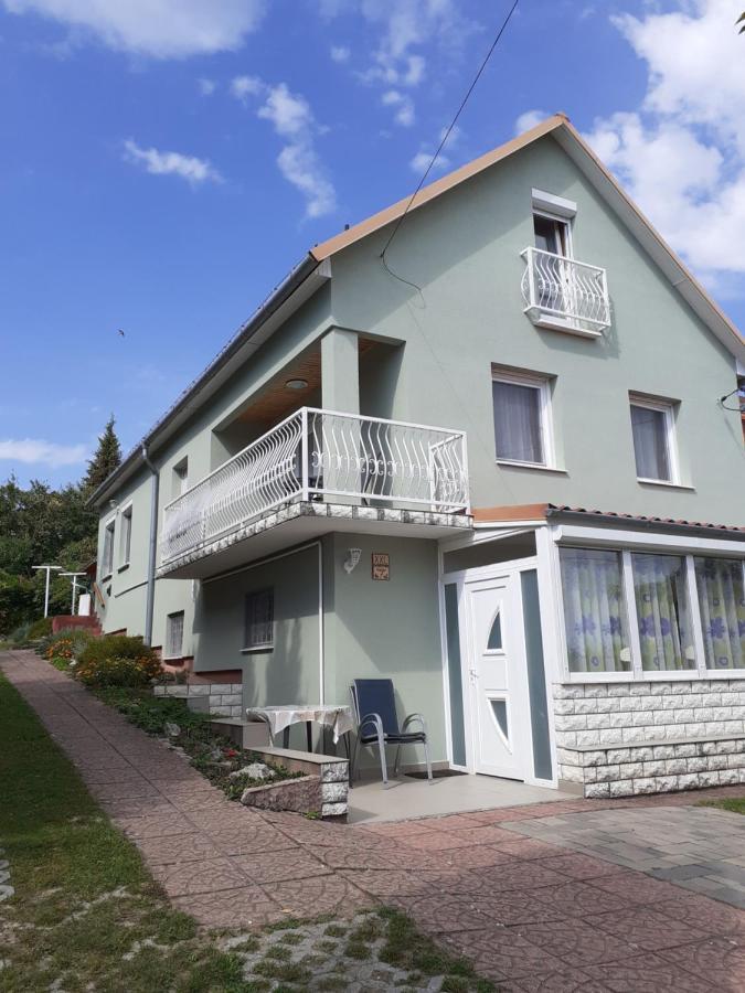 Xxl Apartman ザラカロシュ エクステリア 写真