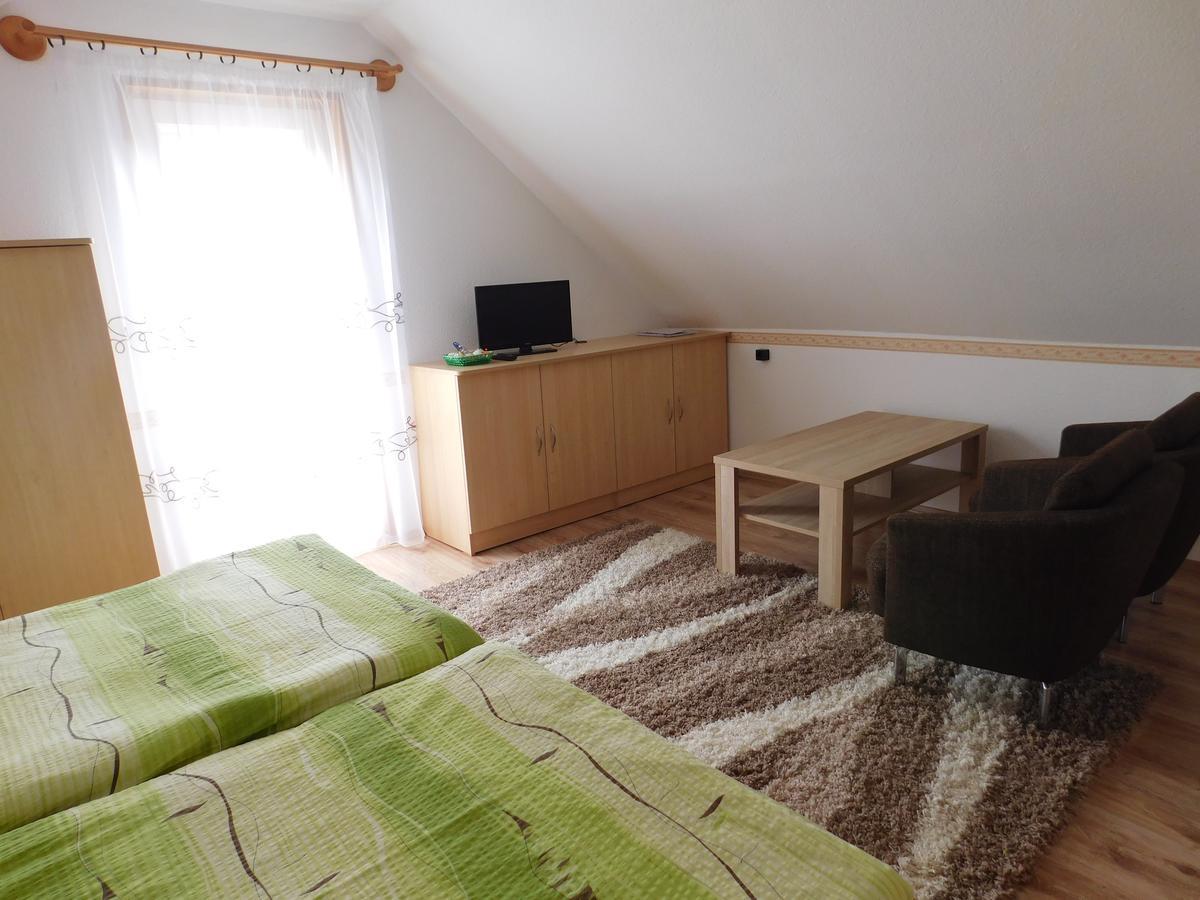 Xxl Apartman ザラカロシュ エクステリア 写真